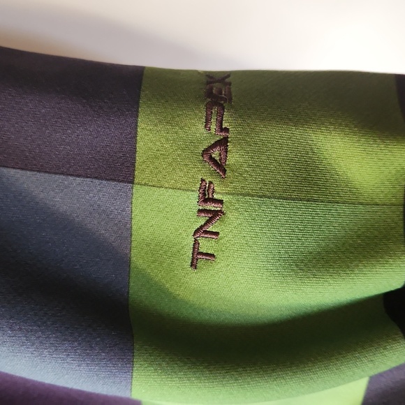 The North Face Vintage Green Black Cryptic Series Hoodie Jacket. Size L - Picture 3 of 12